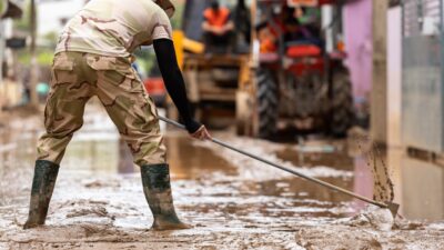 Unequal weather: climate change and mental health inequalities